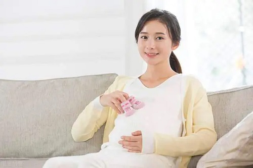 做美国试管婴儿很伤卵且还易变胖，是真的吗？